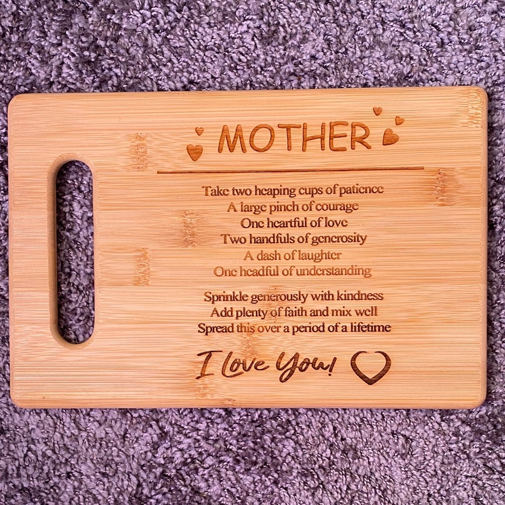 Engraved Bamboo Cutting Board for Mother